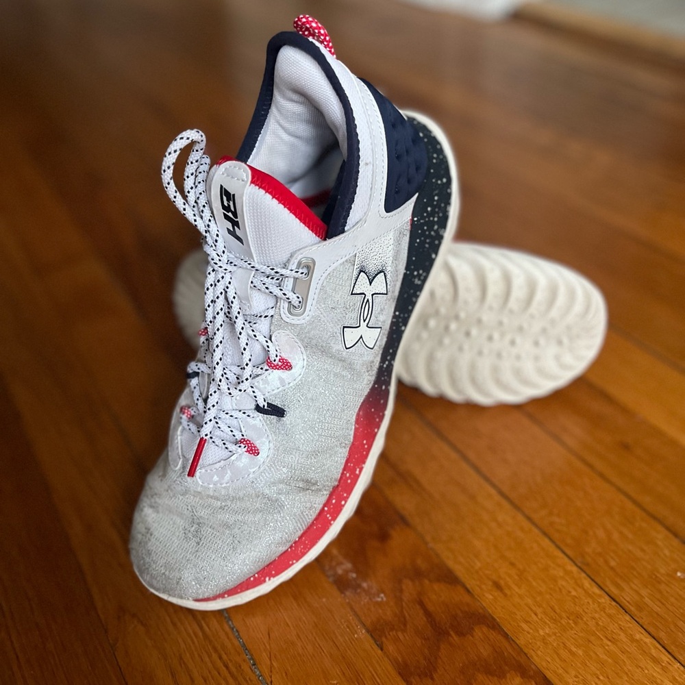 Under Armour Harper 8 Turf Shoes